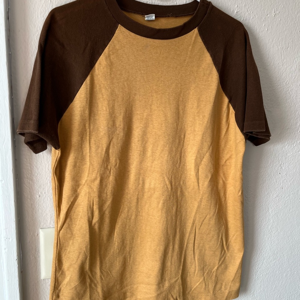 Men's Single Stitch USA Made Cotton Short Sleeve Raglan Tee in Mustard and Brown - Picture 2 of 9